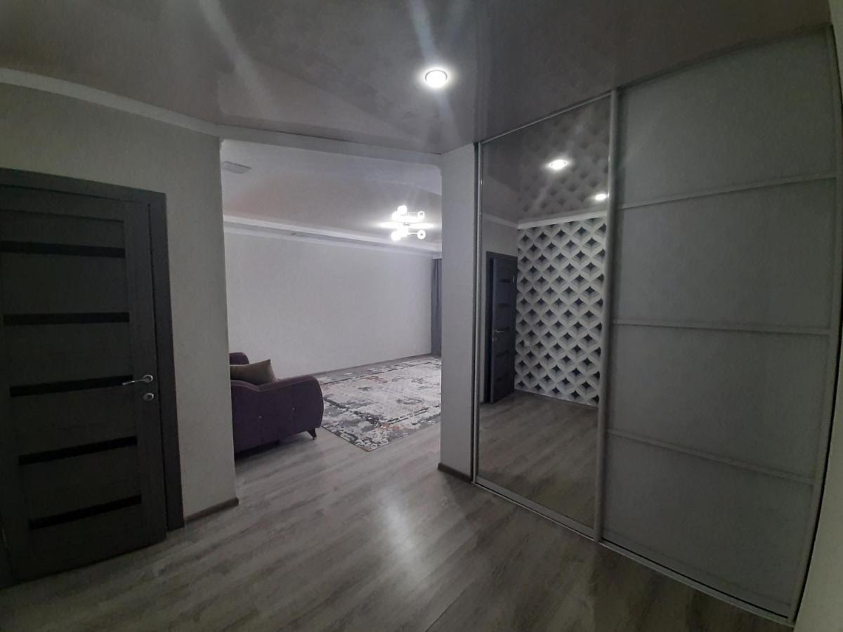 Отличная Двухкомнатная Квартира-Студия 70Кв Uralsk Exterior photo